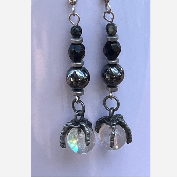 Hand crafted Dragon claw hematite earrings - Picture 5 of 12